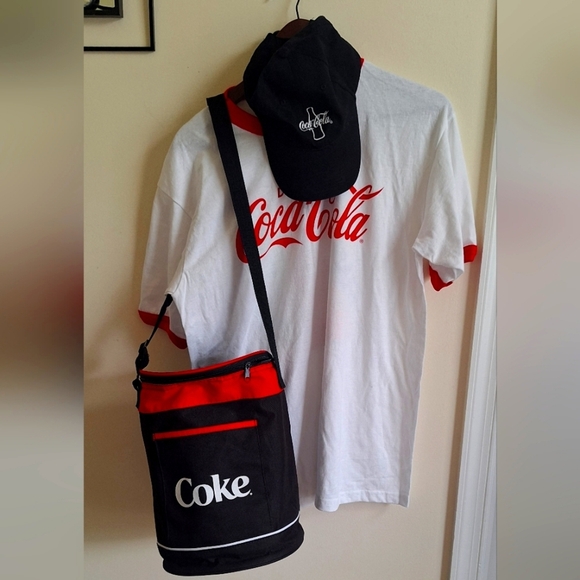 Coca-Cola Bundle - T-Shirt (L), Cooler Bag & Hat Set - Picture 1 of 10